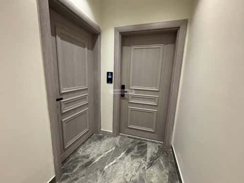 شقة 5 غرف في الحمراء