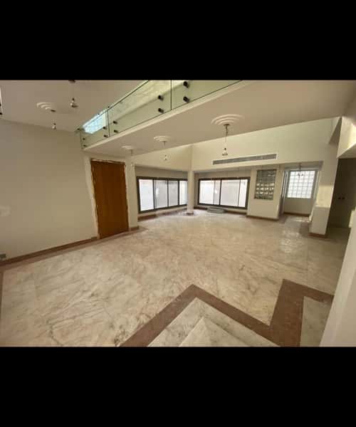 فيلا 1028 متر مربع شمالية شرقية على شارع 16م الزهراء، شمال جدة، جدة