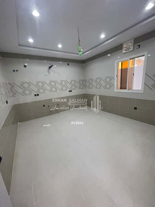 فيلا 260 متر مربع غربية على شارع 12م الفنار، الجموم - بحرة