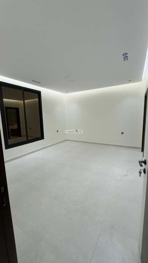 شقة 4 غرف في الروضة