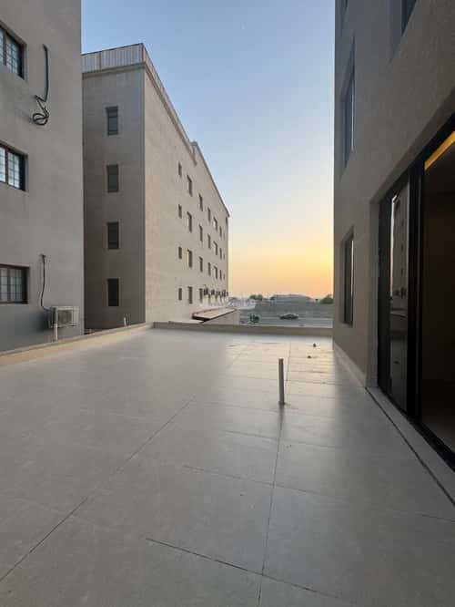 Apartment with 5 Bedrooms Al Tahlyah, Khobar