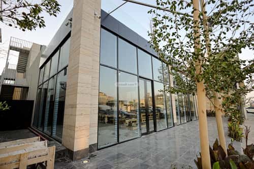 Showroom for Rent Al Sadd District, Alttayif