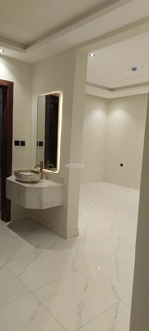 Apartment with 5 Bedrooms Bader, South Riyadh, Riyadh
