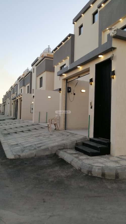 5 bedroom apartment in Al Hazm