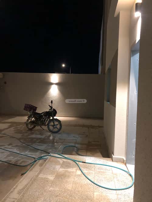 Villa 300 SQM Facing North with 6 Bedrooms Al-Janadriyah, East Riyadh, Riyadh