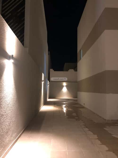 فيلا 300 متر مربع واجهة شمالية ب 6 غرف الجنادرية، شرق الرياض، الرياض