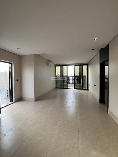 شقة 5 غرف في الحمراء