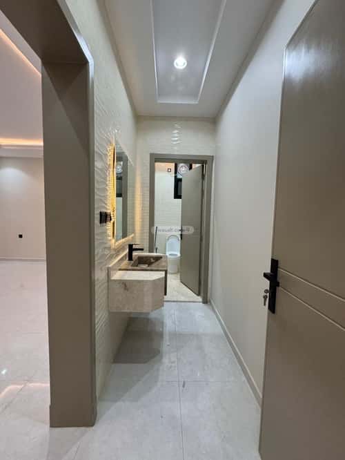 شقة 5 غرف في النزهة