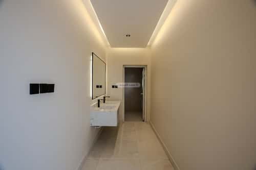 فيلا 328 متر مربع جنوبية على شارع 25م الشاطئ الغربي، الدمام