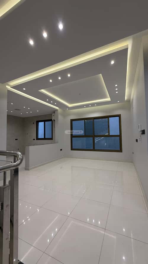 فيلا 250 متر مربع جنوبية على شارع 20م اليرموك، خميس مشيط