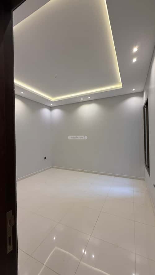 فيلا 250 متر مربع جنوبية على شارع 20م اليرموك، خميس مشيط