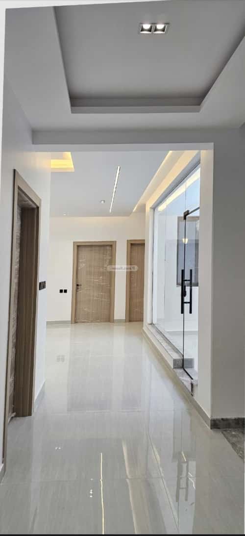 فيلا 250 متر مربع جنوبية على شارع 20م المدينة الصناعية، المدينة المنورة