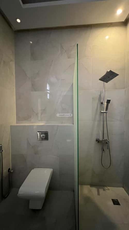 فيلا 300 متر مربع واجهة غربية ب 4 غرف الصحافة، شمال الرياض، الرياض