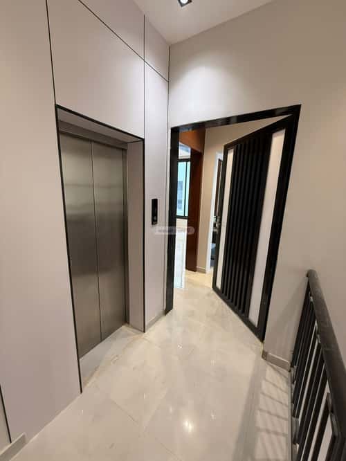Apartment 231 SQM with 6 Bedrooms Al-Janadriyah, East Riyadh, Riyadh