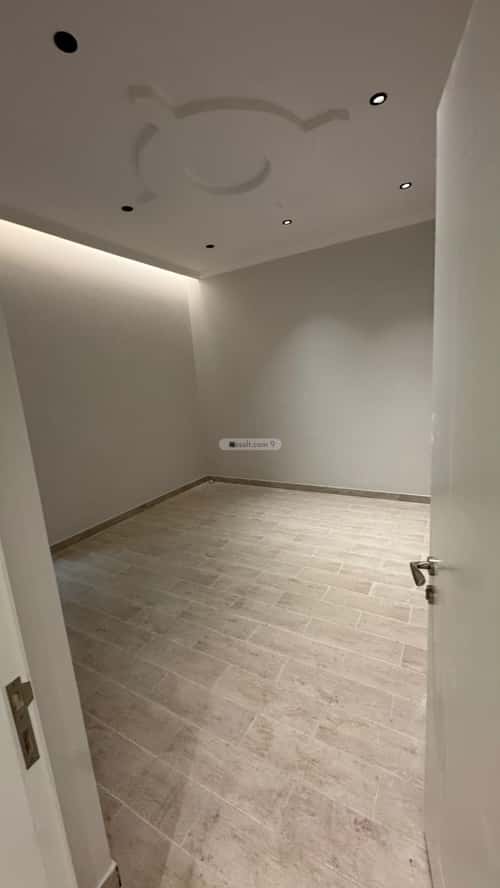 عمارة 200.36 متر مربع واجهة غربية الواحة، الدمام