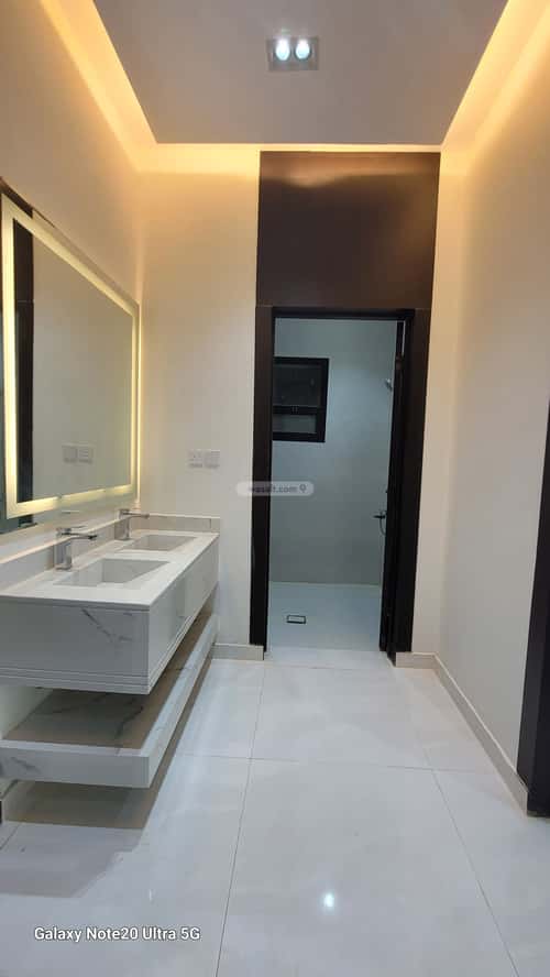 دور 7 غرف في الجنادرية