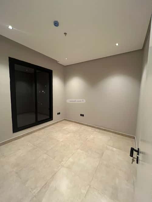 شقة 3 غرف في العارض