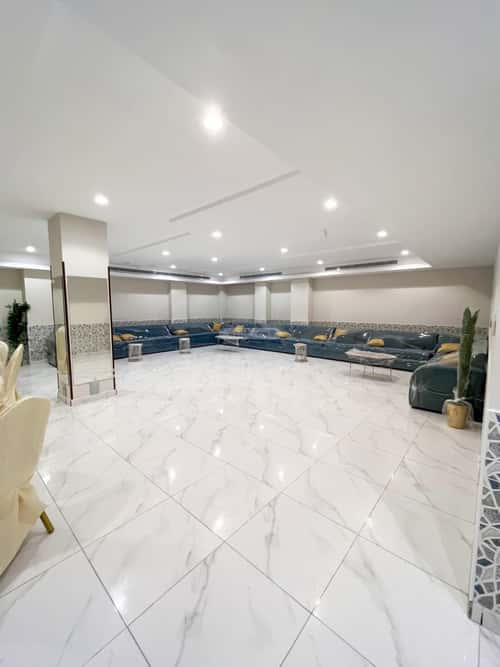 5 bedroom apartment in Al Salamah