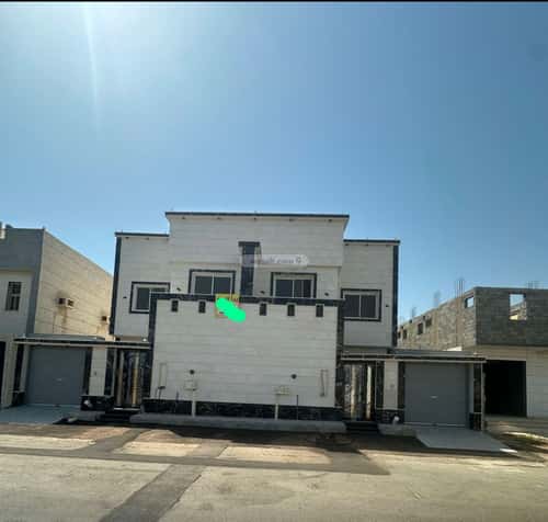فيلا 341.46 متر مربع جنوبية على شارع 25م السويس 2، جازان