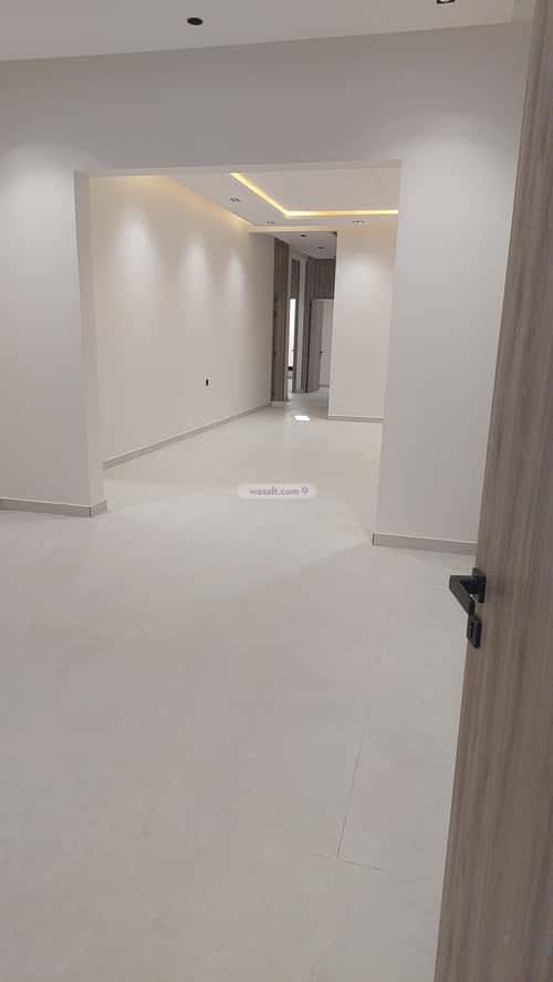 5 bedroom floor in Okaz