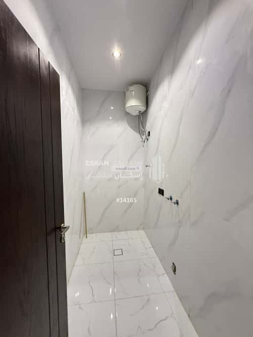 فيلا 262.5 متر مربع شرقية على شارع 20م العرفاء الغربية، الطائف