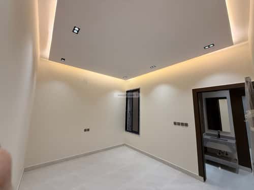 Floor with 5 Bedrooms Al- Nadwah, East Riyadh, Riyadh