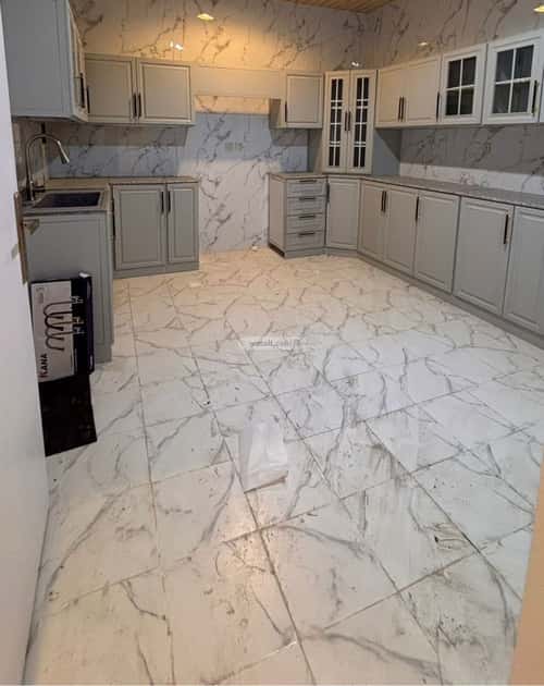 Floor 250 SQM with 4 Bedrooms An-Nada, North Riyadh, Riyadh