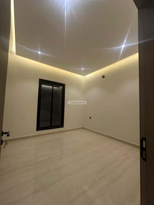 5 bedroom villa in Al Janadriyah