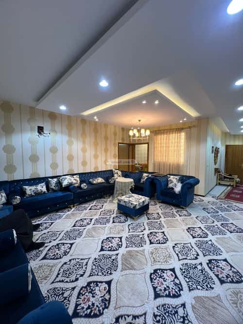 Floor 361.95 SQM with 6 Bedrooms Al-Sharafiya, Abha