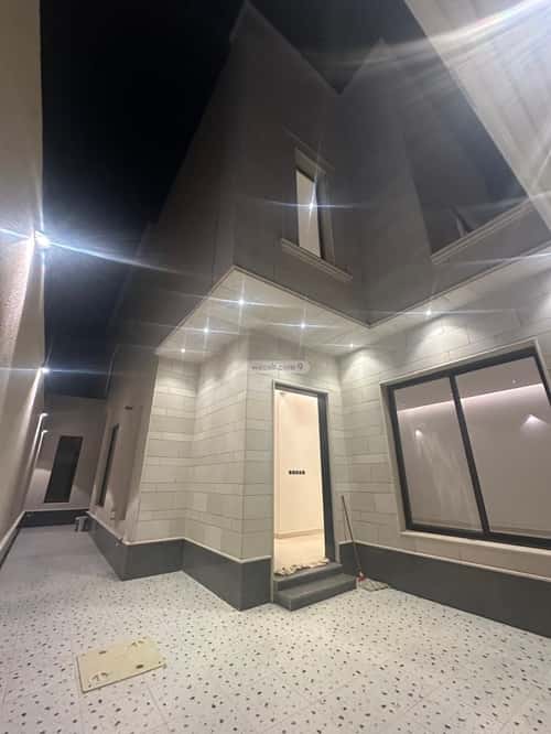 7 bedroom villa in Al Janadriyah
