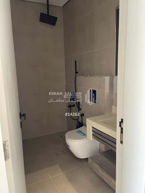 4 bedroom apartment in Al Hazm