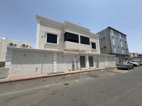 فيلا 452.85 متر مربع جنوبية على شارع 15م الأخباب، الطائف