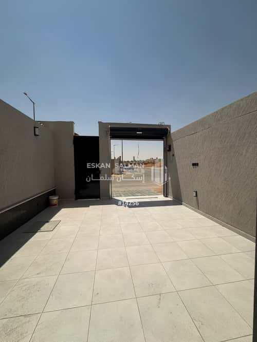 5 bedroom villa in Al Janadriyah