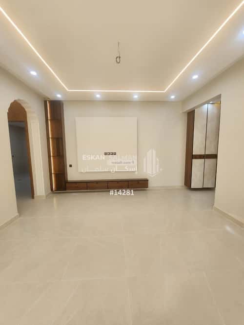 Apartment with 6 Bedrooms Al-Bawadi, Tbwk