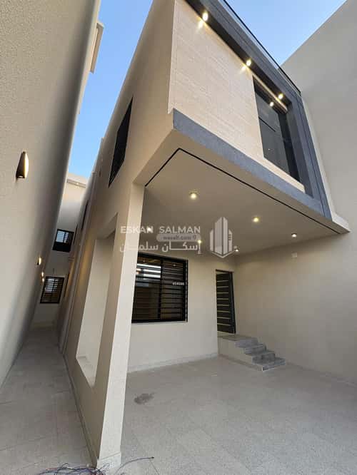 Floor 202 SQM with 7 bedrooms ال قيشه، أحد رفيدة