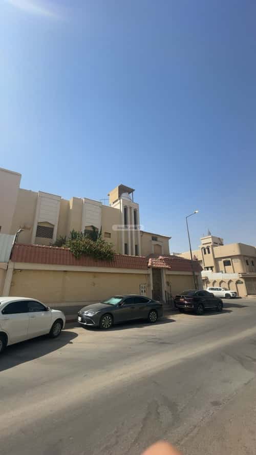 Villa 400 SQM Facing South East on 15m Width Street Middle Al-Uraija, West Riyadh, Riyadh