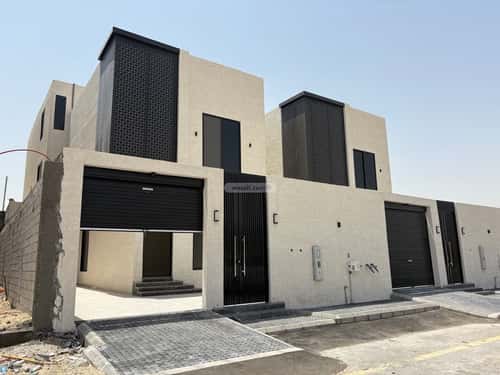 Villa 462 SQM with 1 Apartment Facing North Al Shooalah, Aldammam