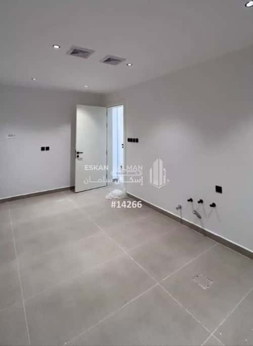 Apartment with 4 Bedrooms Al-Hazm, West Riyadh, Riyadh