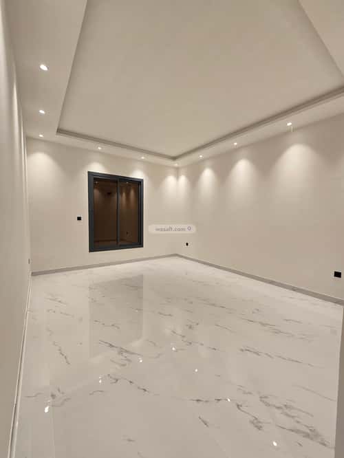 فيلا 367 متر مربع جنوبية على شارع 32م الشراع، شمال جدة، جدة