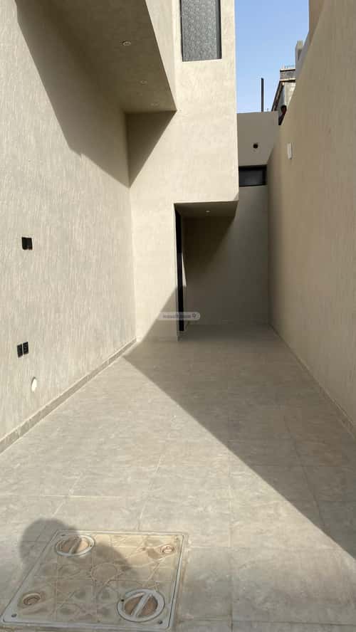 فيلا 115.74 متر مربع شرقية على شارع 15م الندوة، شرق الرياض، الرياض