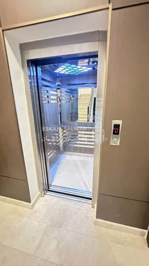 Apartment with 4 bedrooms الشراع، الخبر