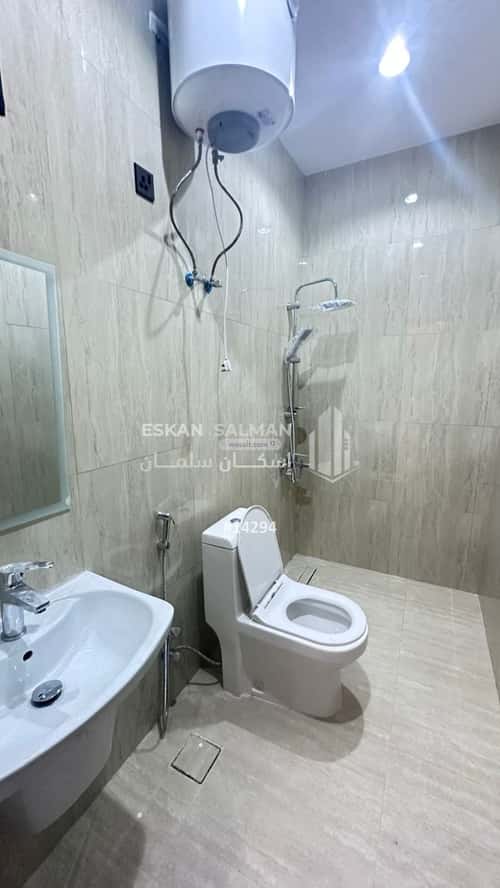 Apartment with 4 Bedrooms Al Sheraa, Khobar