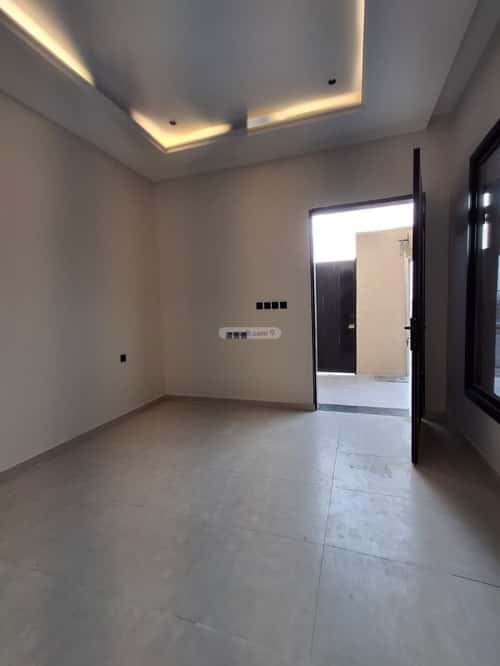 دور 5 غرف في عكاظ