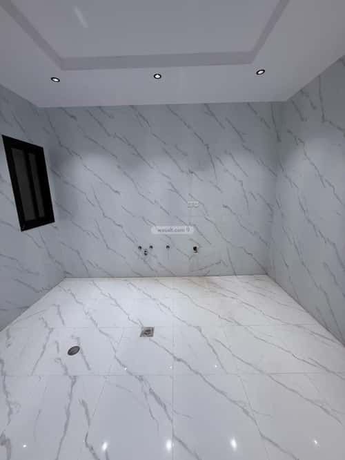 Villa 249 SQM Facing East on 15m Width Street Al Rahmanyah, East Jeddah, Jeddah