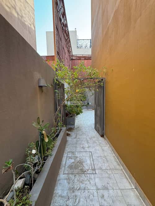 Villa 405 SQM Facing East on 16m Width Street Al Mohammadeyyah, North Jeddah, Jeddah