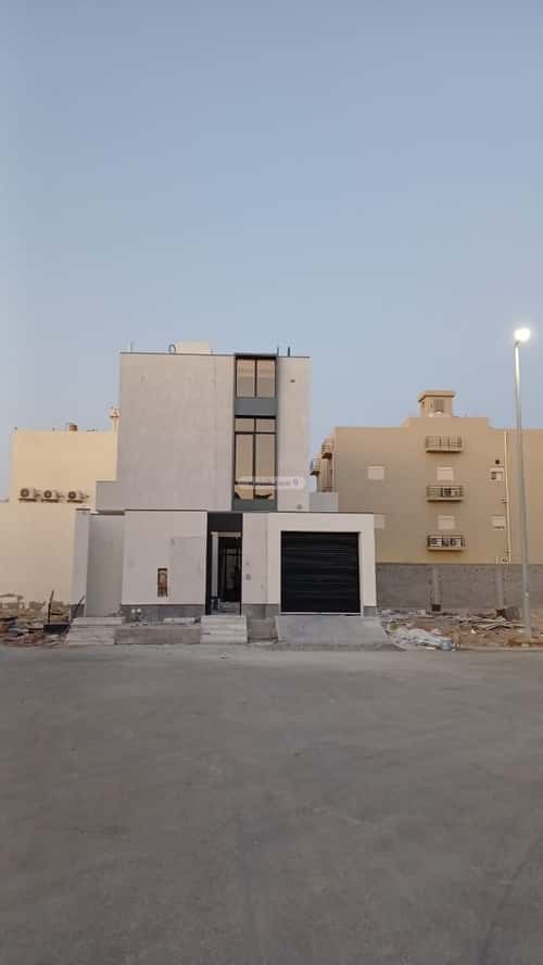 فيلا 250 متر مربع غربية على شارع 20م الصواري، شمال جدة، جدة