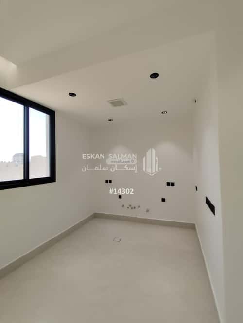 4 bedroom apartment in Dhahrat Laban