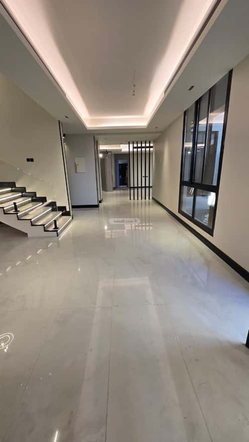 فيلا 300 متر مربع شمالية على شارع 20م الشراع، شمال جدة، جدة