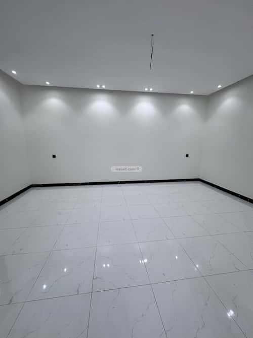 Villa 200 SQM Facing East on 15m Width Street Al Khomrah, South Jeddah, Jeddah