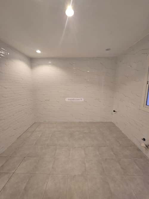 شقة 5 غرف في الريان